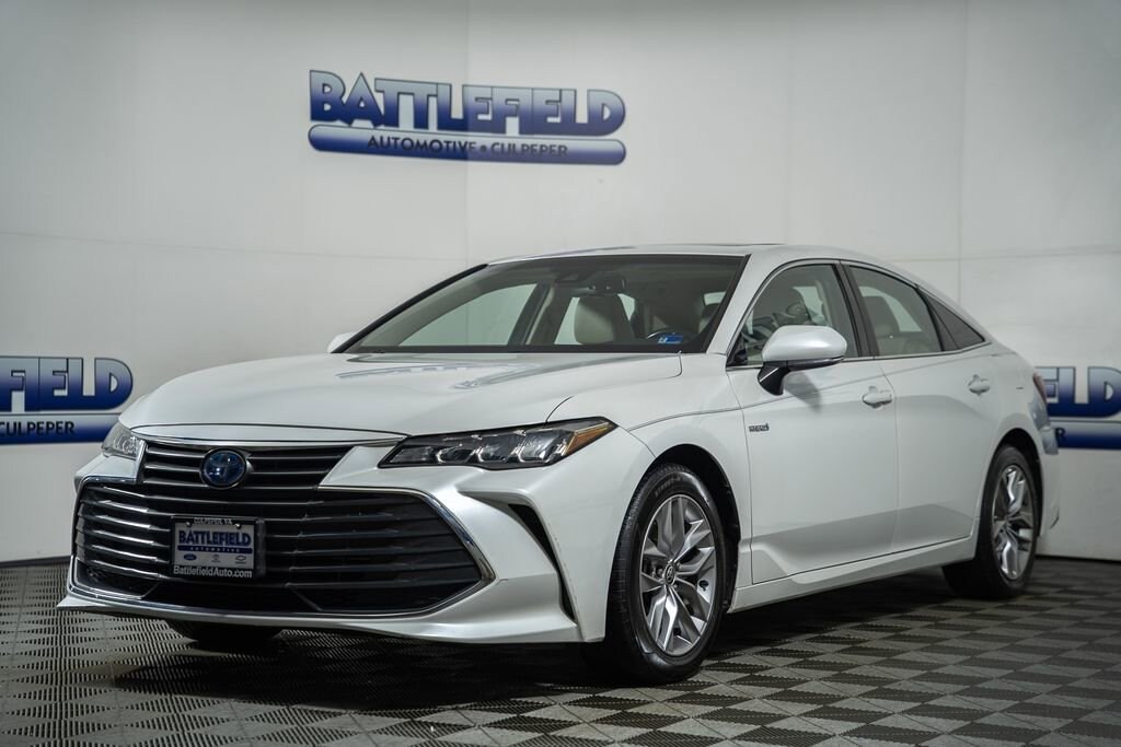 Used 2020 Toyota Avalon Hybrid XLE Plus Sedan