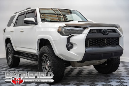 2018 Toyota 4Runner TRD Off-Road SUV