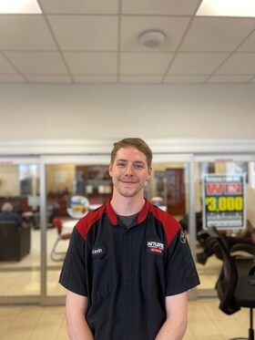 Staff member Kevin Murphy from ID_5517444535f0