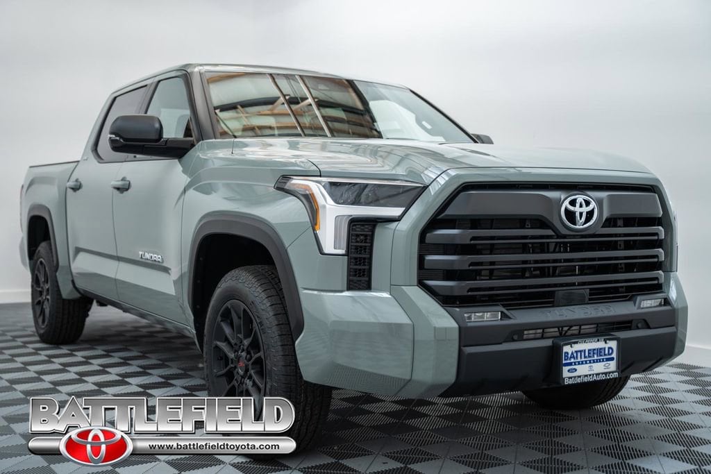 New 2026 Toyota Tundra SR5 SR5 CREWMAX 5.5