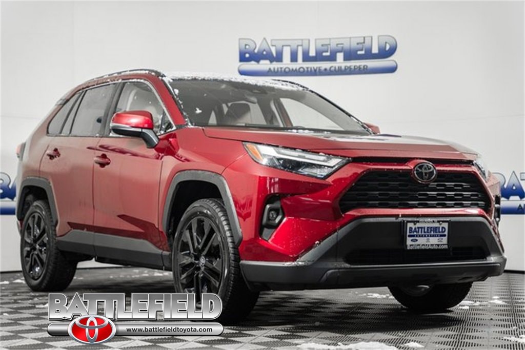 2022 Toyota RAV4 XLE Premium's photo