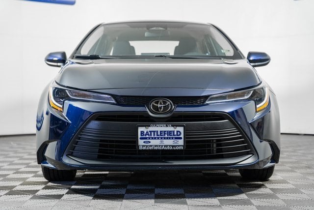 Certified 2023 Toyota Corolla LE with VIN 5YFB4MDE1PP068589 for sale in Northfield, Minnesota