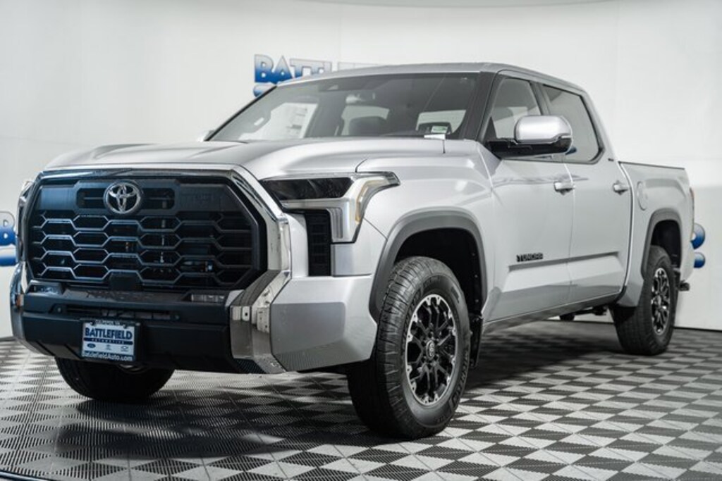 New 2026 Toyota Tundra SR5 SR5 CREWMAX 5.5