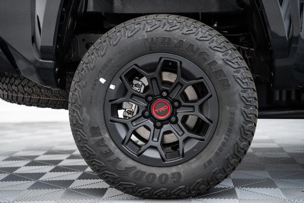 2026 Toyota Tacoma TRD Pro - Photo 24
