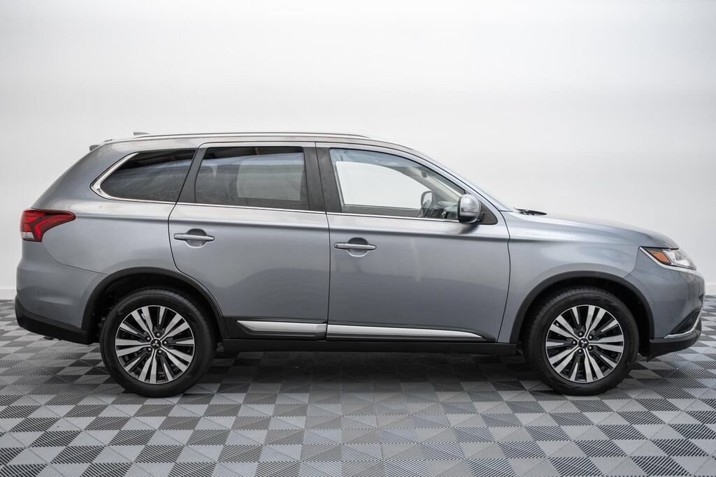 Used 2020 Mitsubishi Outlander SEL CUV