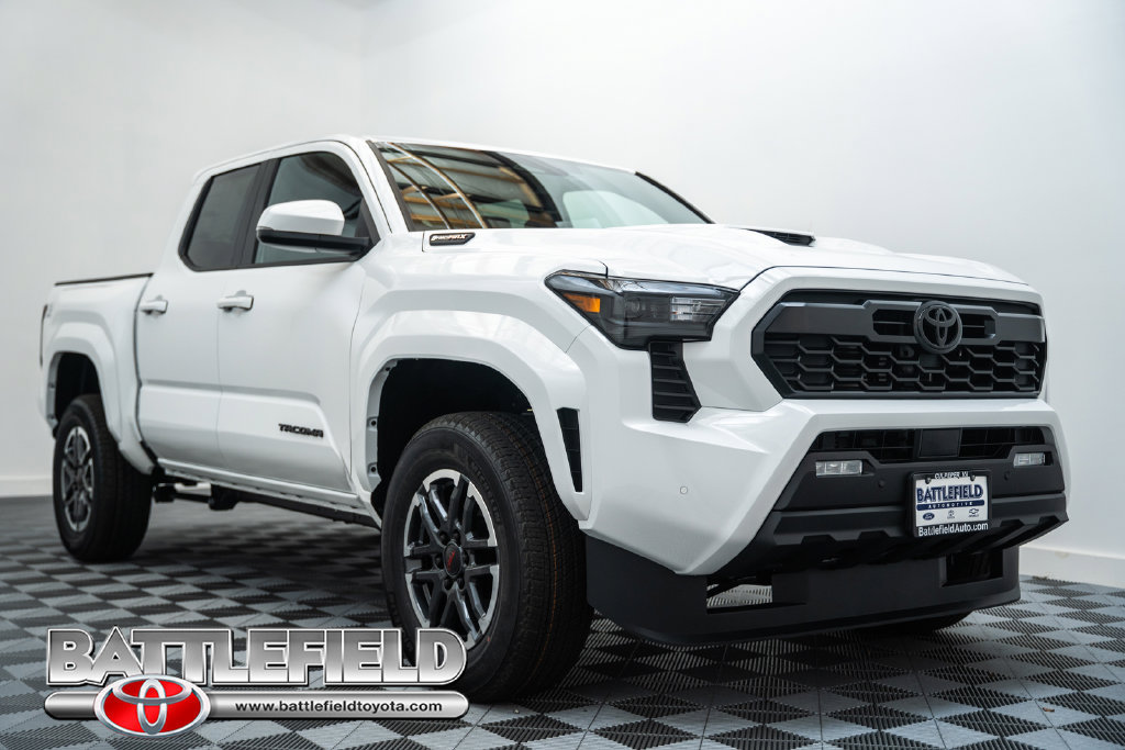 2026 Toyota Tacoma i-FORCE MAX TRD Sport Truck Double Cab