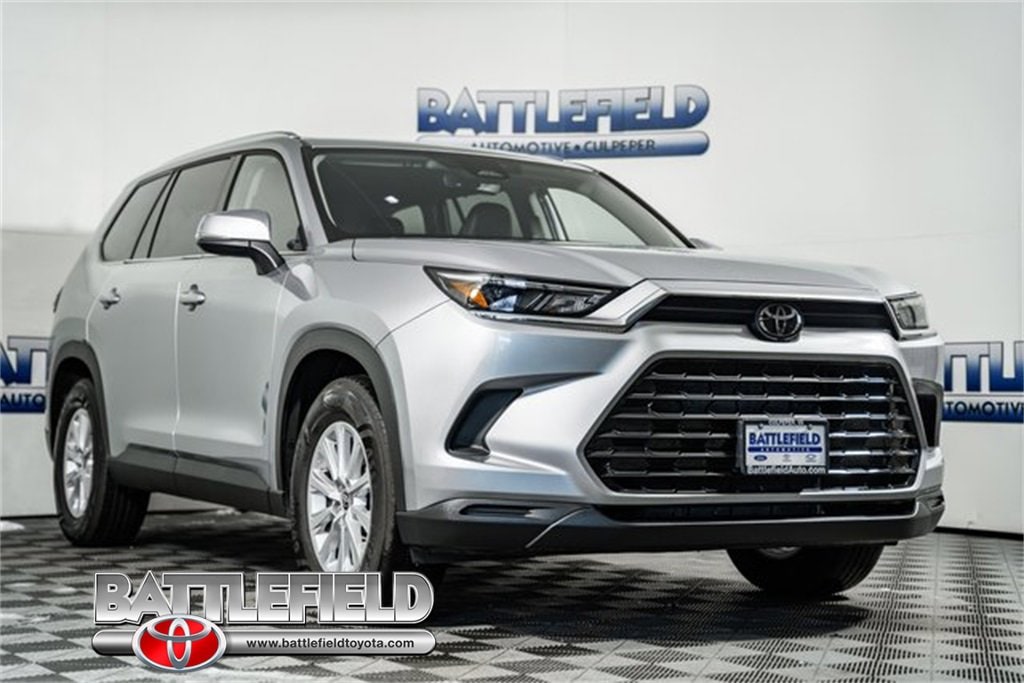 2025 Toyota Grand Highlander XLE's photo
