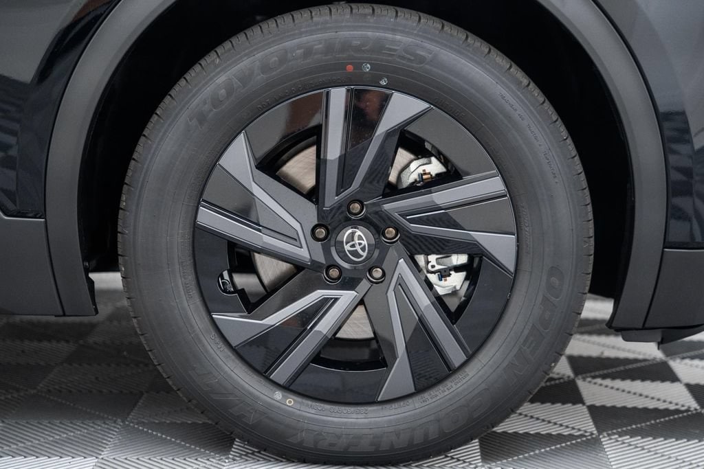 2026 Toyota C-HR SE - Photo 21