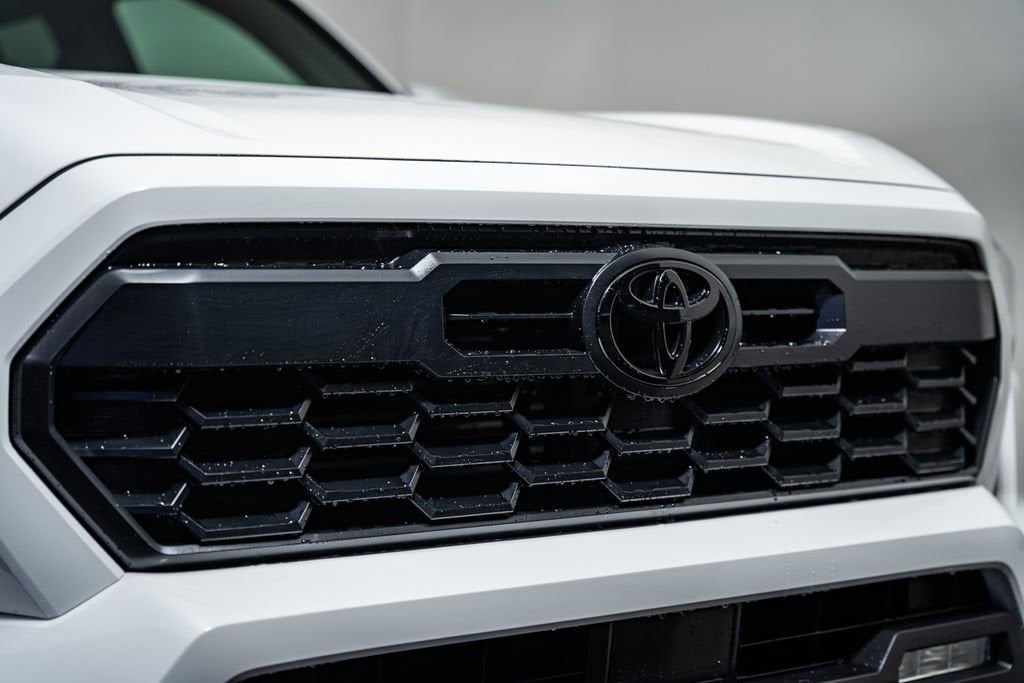 2026 Toyota Tacoma TRD Off Road - Photo 12