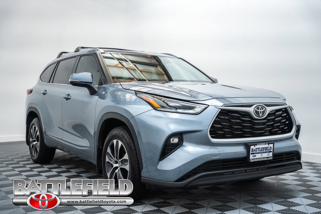 Used 2021 Toyota Highlander XLE SUV