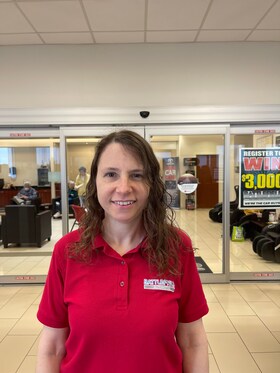 Staff member Christina Kerns from ID_bfa8c9048877