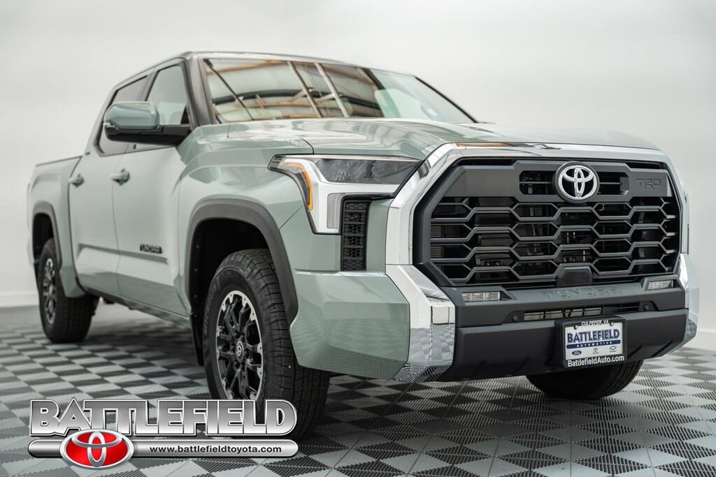 New 2026 Toyota Tundra SR5 SR5 CREWMAX 5.5
