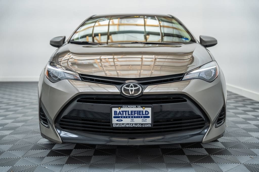 Used 2019 Toyota Corolla LE with VIN 2T1BURHE4KC222745 for sale in Culpeper, VA