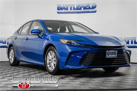 2025 Toyota Camry LE Sedan