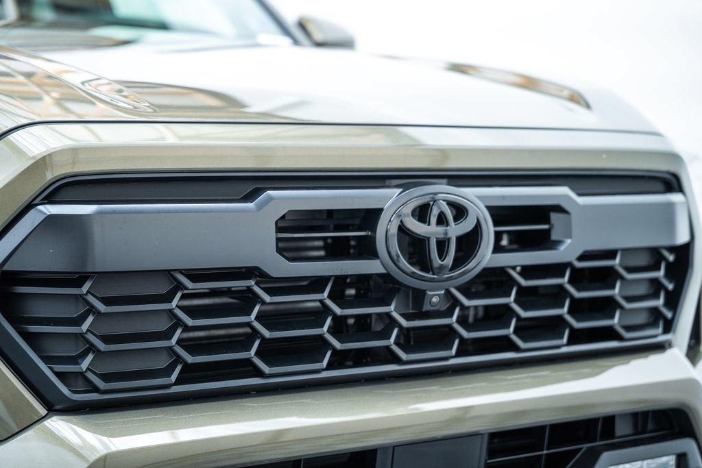 2026 Toyota Tacoma TRD Off Road - Photo 12