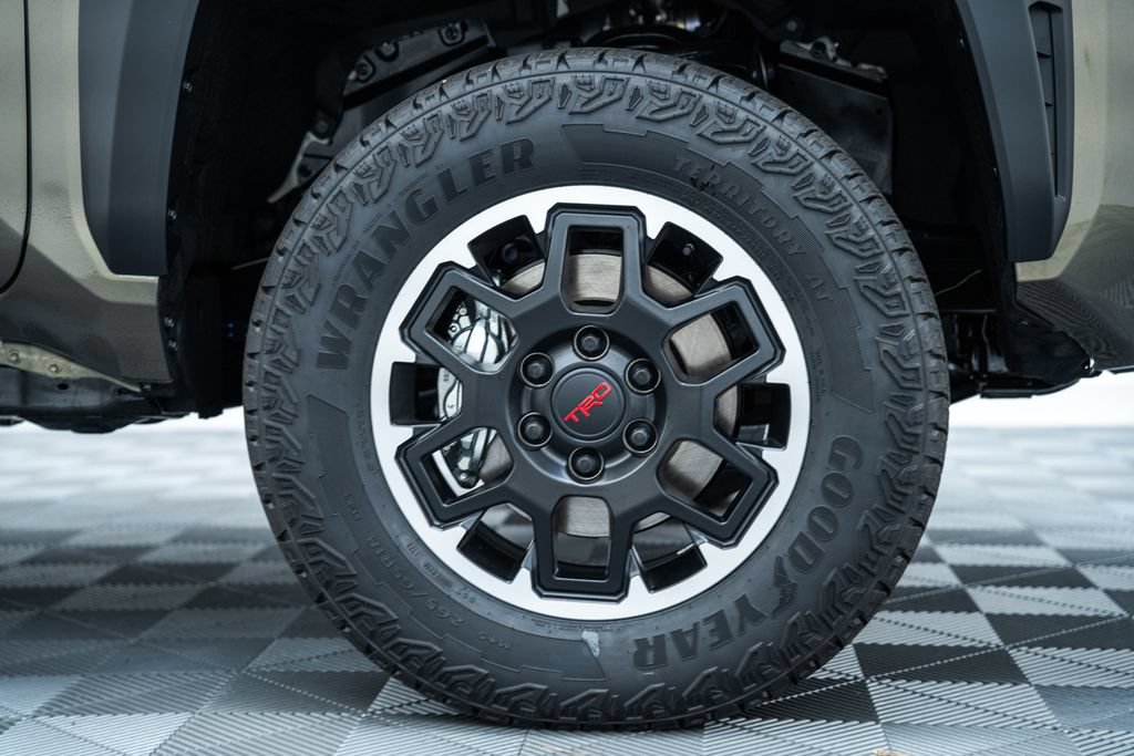 2026 Toyota Tacoma TRD Off Road - Photo 18
