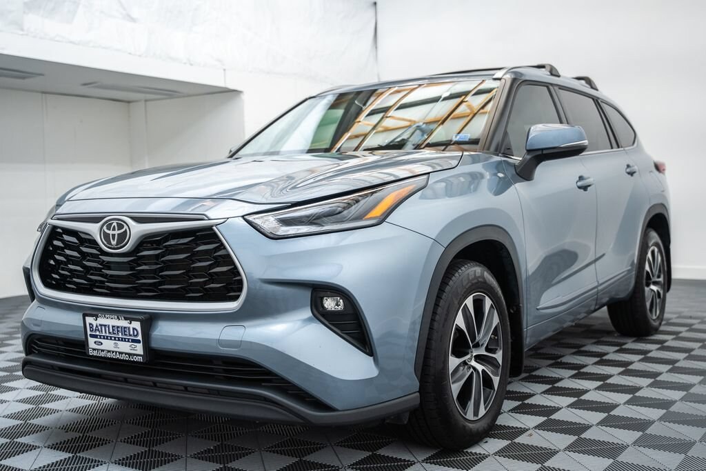 Used 2021 Toyota Highlander XLE SUV