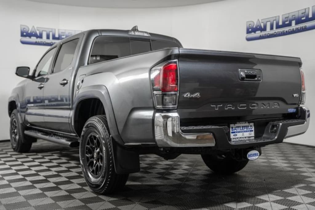 Used 2022 Toyota Tacoma SR5 Truck Double Cab