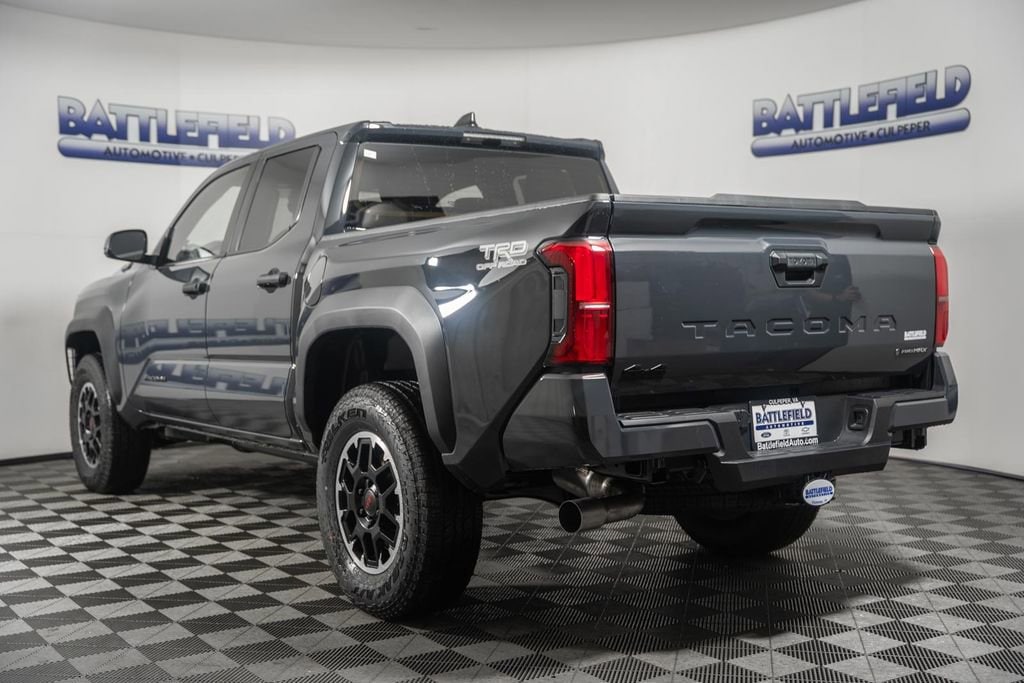 2026 Toyota Tacoma TRD Off Road - Photo 4