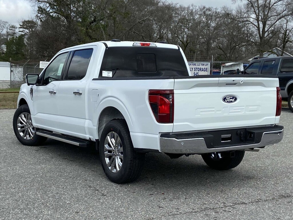 New 2025 Ford F-150 XLT Truck SuperCrew Cab