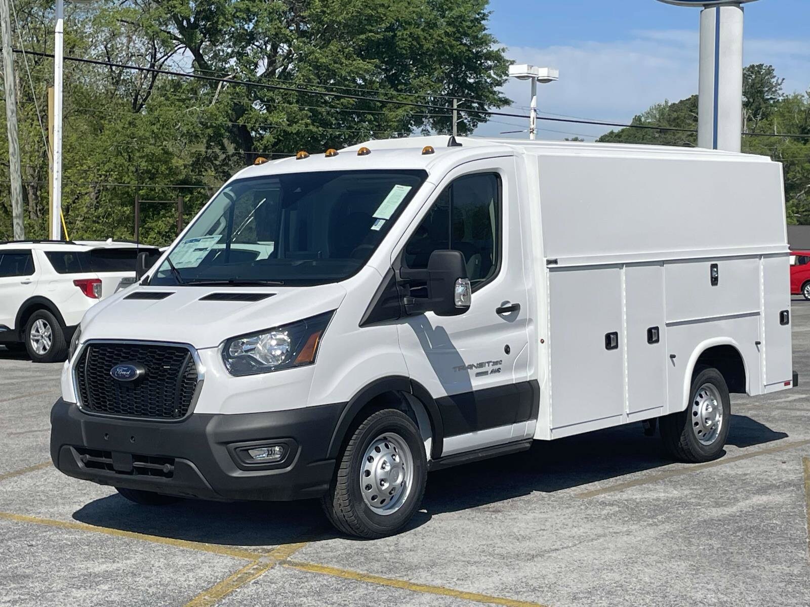 2024 Ford Transit Cutaway Base - Photo 7