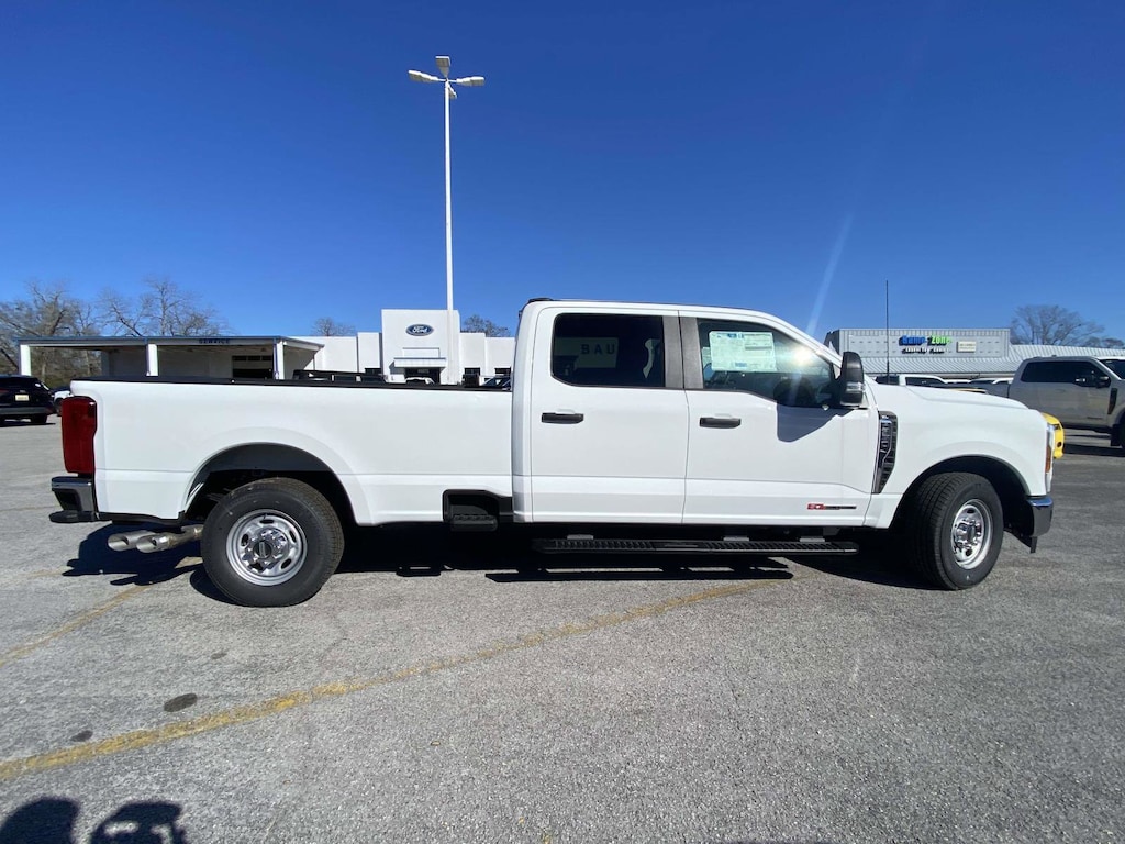 New 2026 Ford F-350 Truck Crew Cab