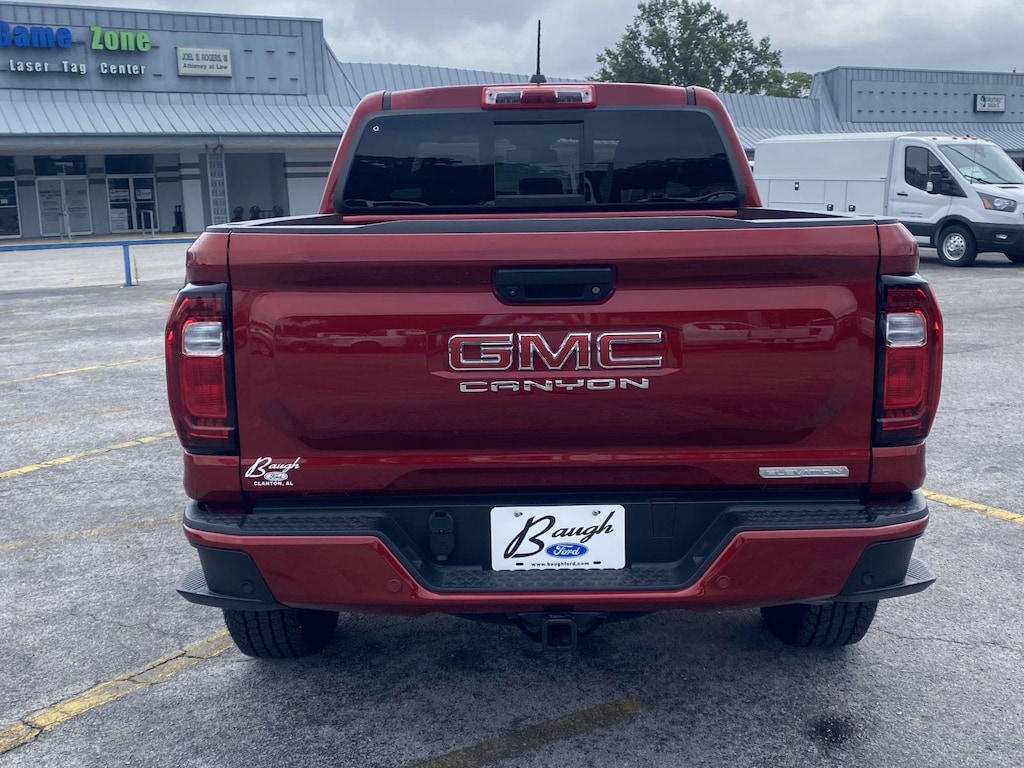 Used 2025 GMC Canyon Elevation Truck Crew Cab