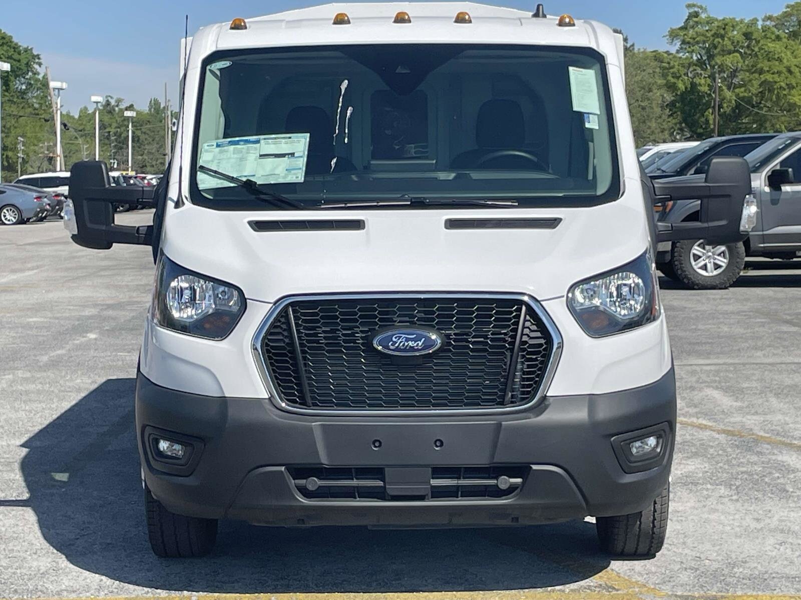 2024 Ford Transit Cutaway Base - Photo 8