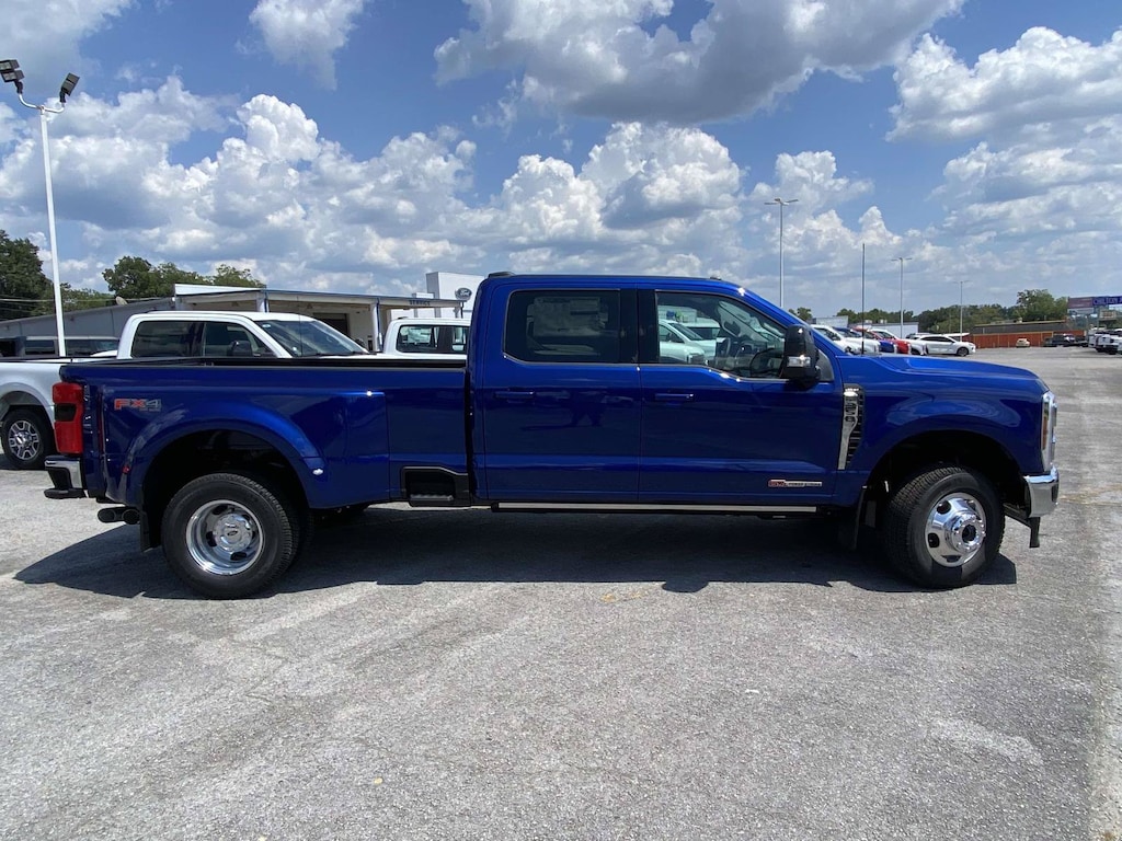 New 2026 Ford F-350 Truck Crew Cab