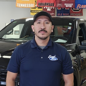 Staff member Luis Gonzalez from ID_8007b9