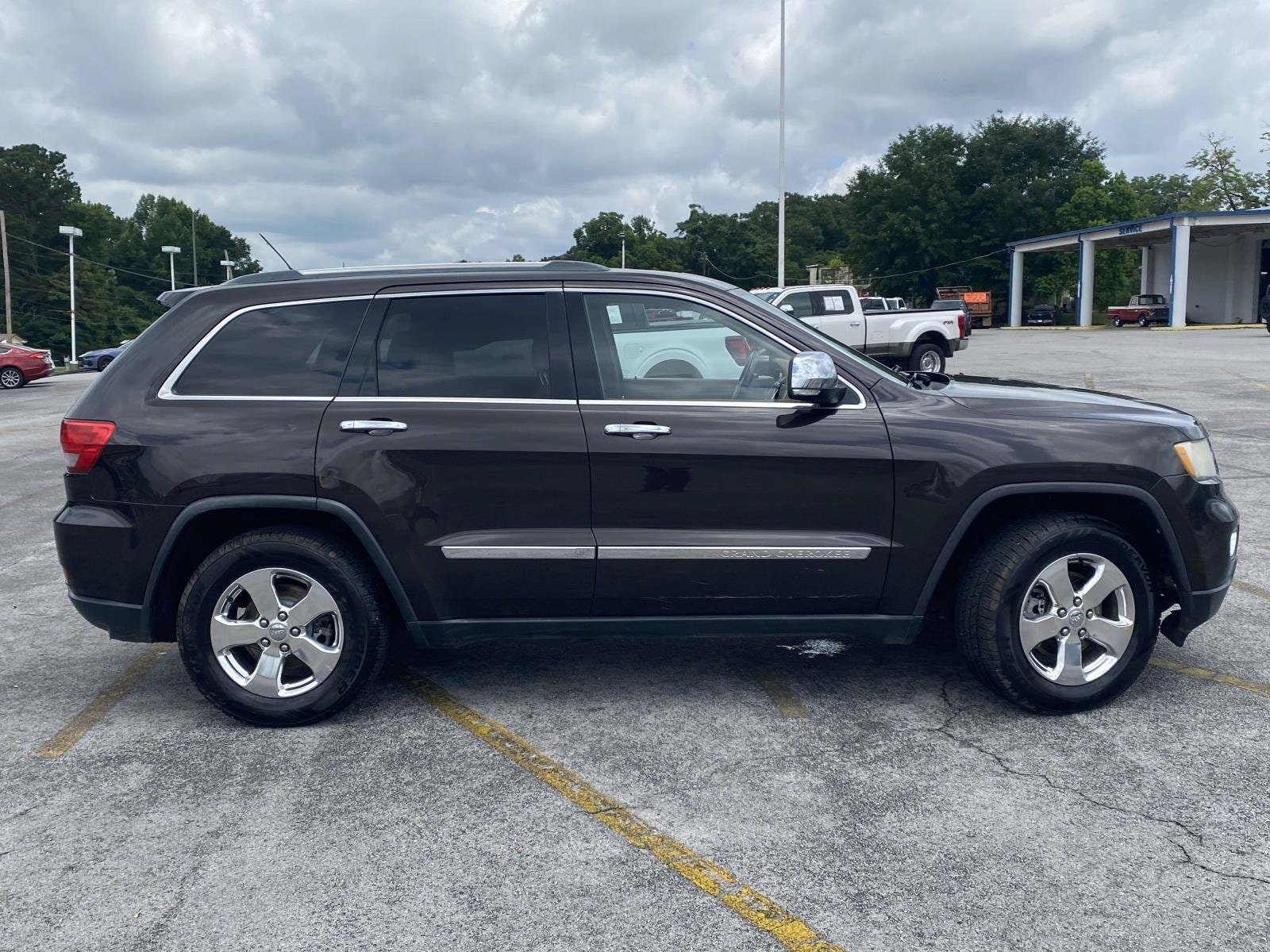 Used 2011 Jeep Grand Cherokee Overland with VIN 1J4RR6GT7BC625992 for sale in Clanton, AL