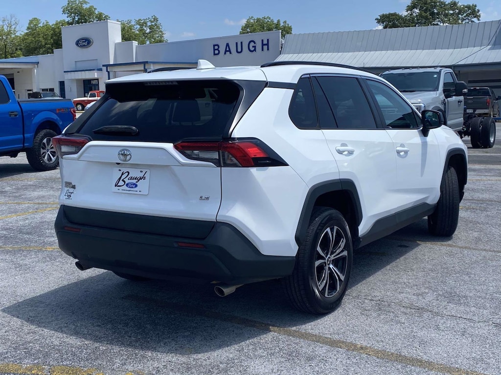 Used 2020 Toyota RAV4 LE SUV
