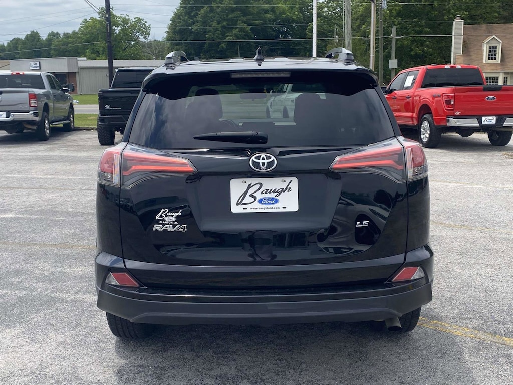 Used 2018 Toyota RAV4 LE SUV