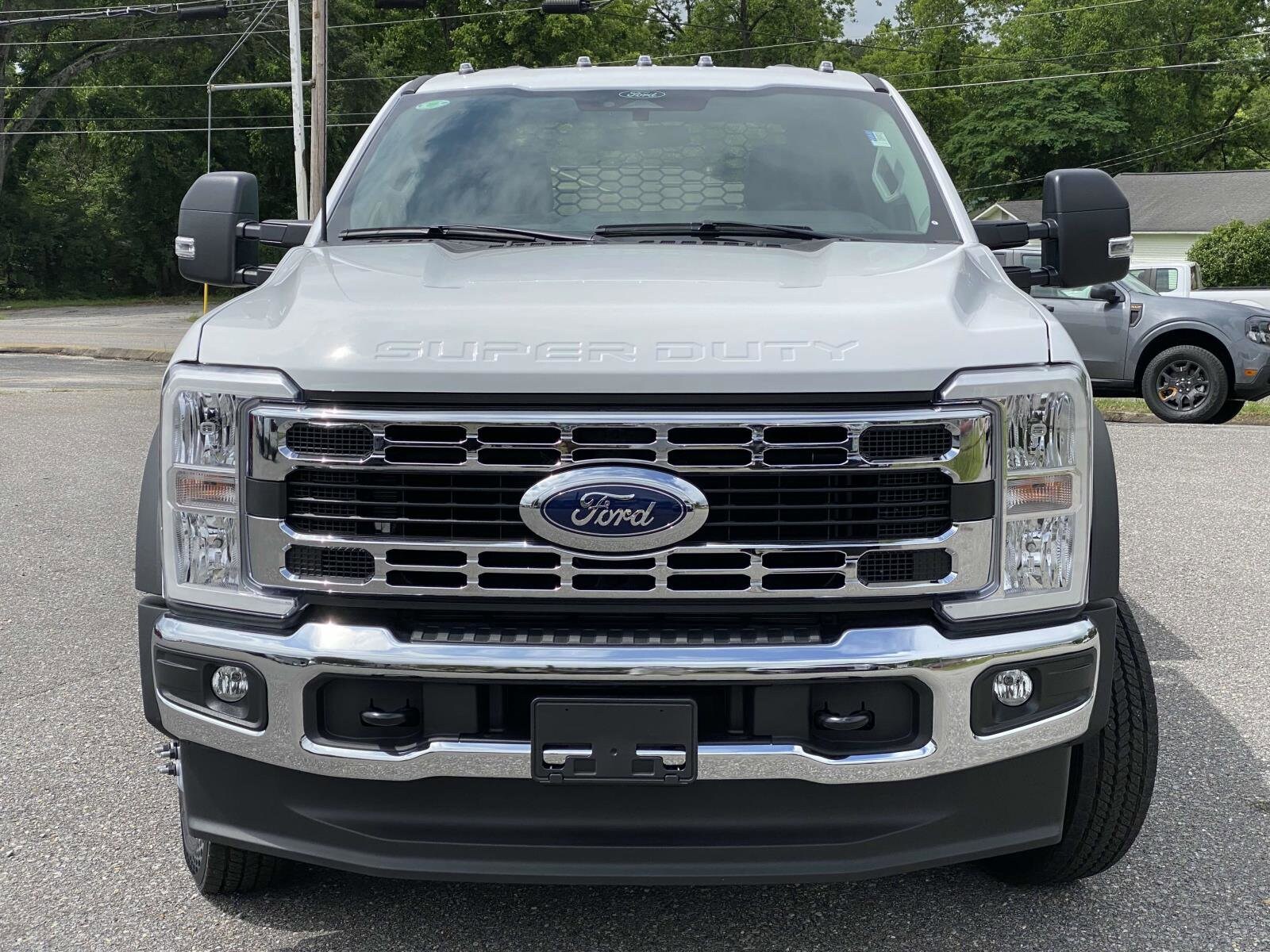 2024 Ford F-550 Super Duty Chassis Cab XL - Photo 6
