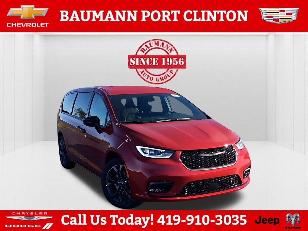 New 2026 Chrysler Pacifica SELECT Passenger Van