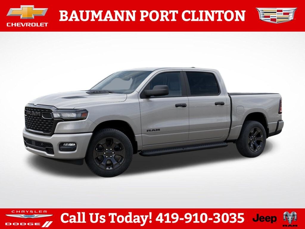 New 2026 Ram 1500 EXPRESS CREW CAB 4X4 5'7 BOX Pickup
