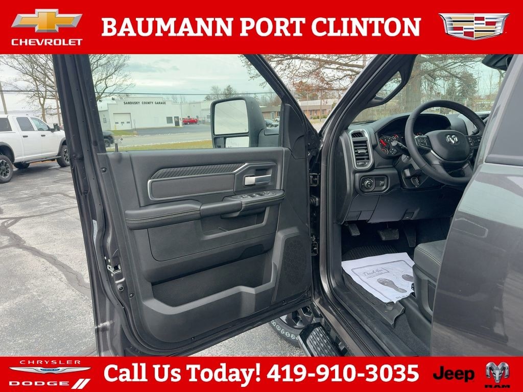 New 2026 Ram 2500 Big Horn Crew Cab 4x4 6'4 Box Pickup