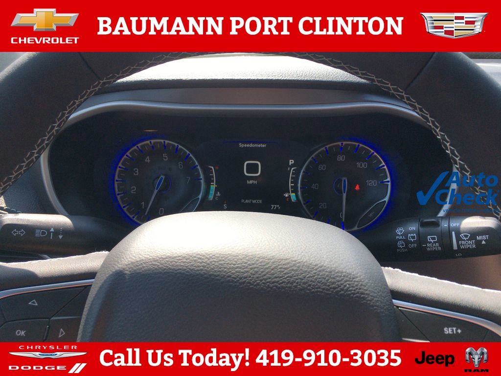 2026 Chrysler Pacifica Select - Photo 18