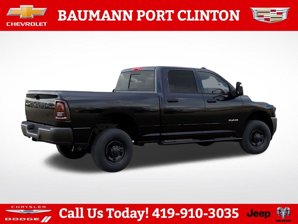 New 2026 Ram 2500 WARLOCK CREW CAB 4X4 6'4 BOX Pickup