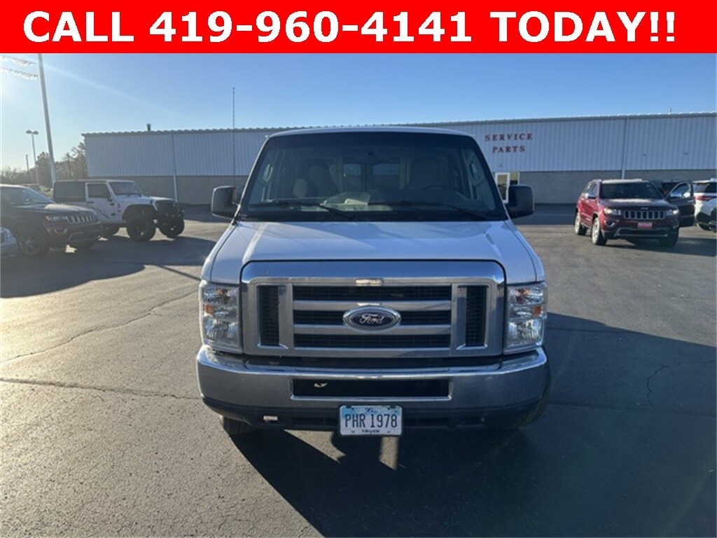 2014 Ford E-250 photo 2
