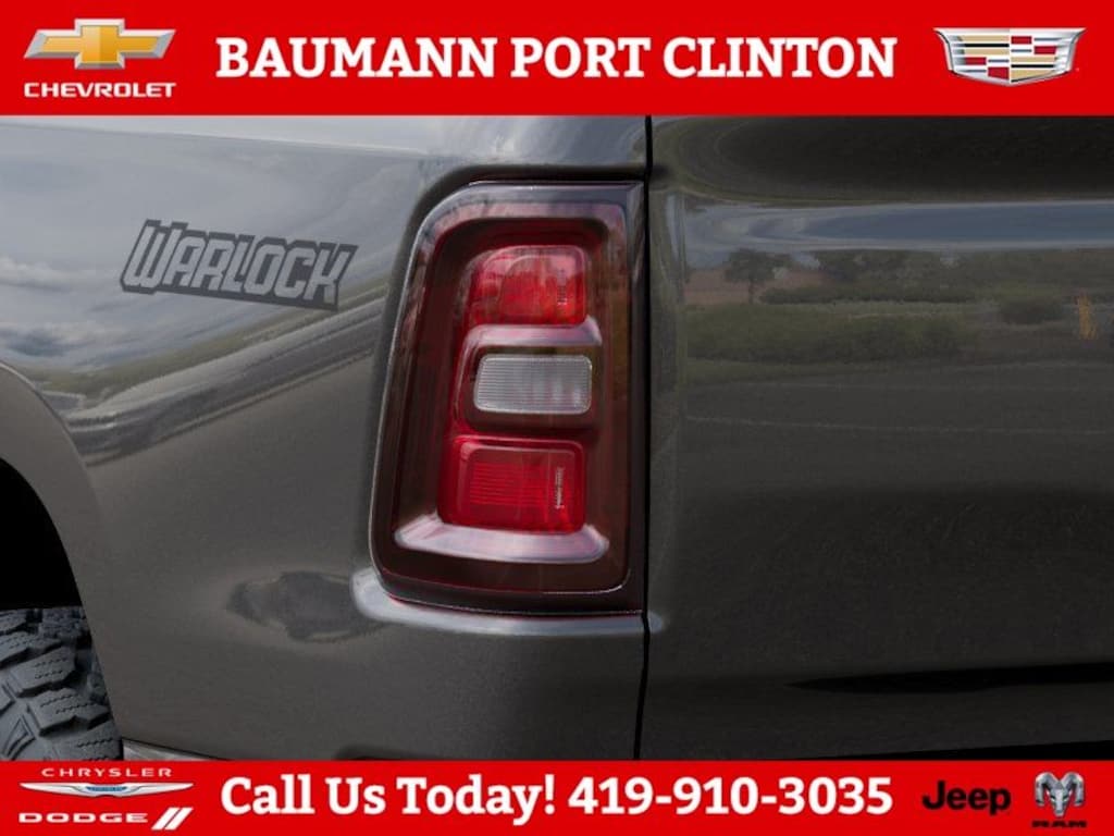 New 2026 Ram 1500 WARLOCK CREW CAB 4X4 5'7 BOX Pickup