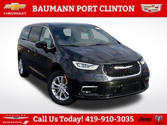 2026 Chrysler Pacifica SELECT AWD Passenger Van
