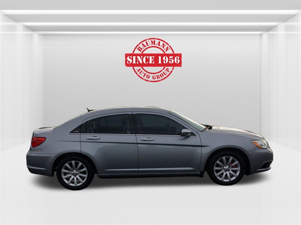 Used 2013 Chrysler 200 Limited Sedan