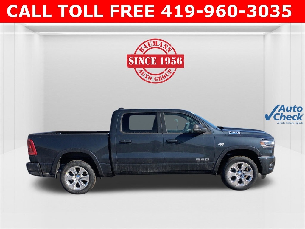 New 2026 Ram 1500 BIG HORN CREW CAB 4X4 5'7 BOX Pickup