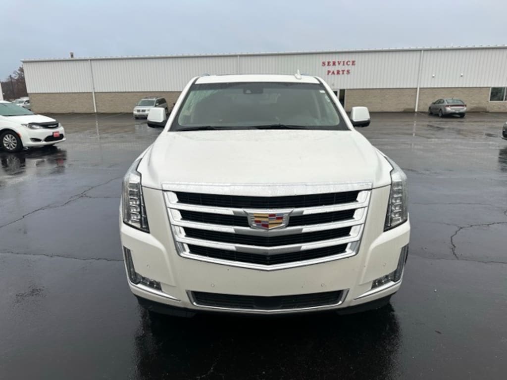 Used 2019 Cadillac Escalade Premium Luxury SUV
