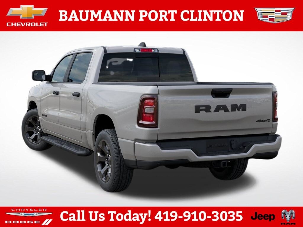 New 2026 Ram 1500 EXPRESS CREW CAB 4X4 5'7 BOX Pickup