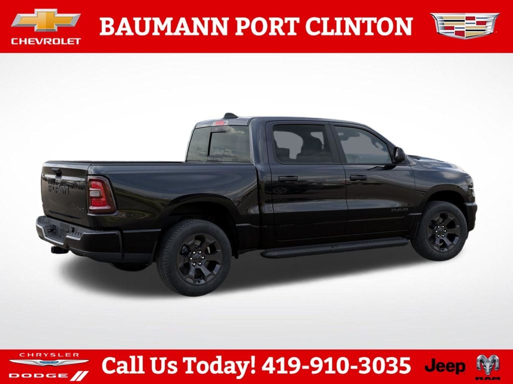 New 2026 Ram 1500 EXPRESS CREW CAB 4X4 5'7 BOX Pickup