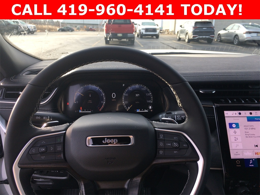 New 2025 Jeep Grand Cherokee L LIMITED 4X4 Sport Utility