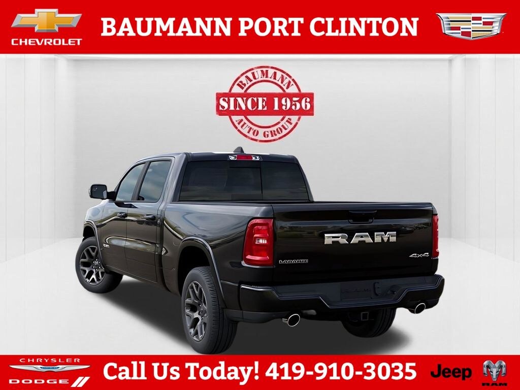 New 2026 Ram 1500 LARAMIE CREW CAB 4X4 6'4 BOX Pickup