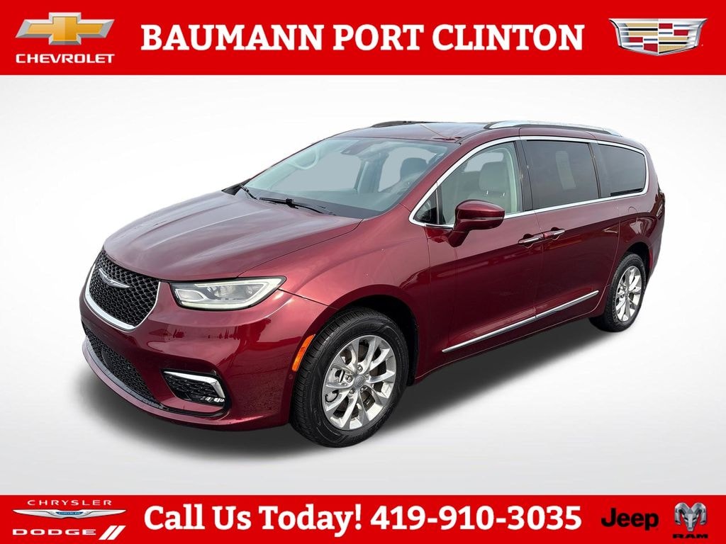 Used 2021 Chrysler Pacifica Touring L Minivan/Van